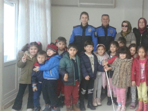 Toplum Destekli Polislik Şube Müdürlüğümüzden Altı Nokta Körler Derneğine Ziyaret